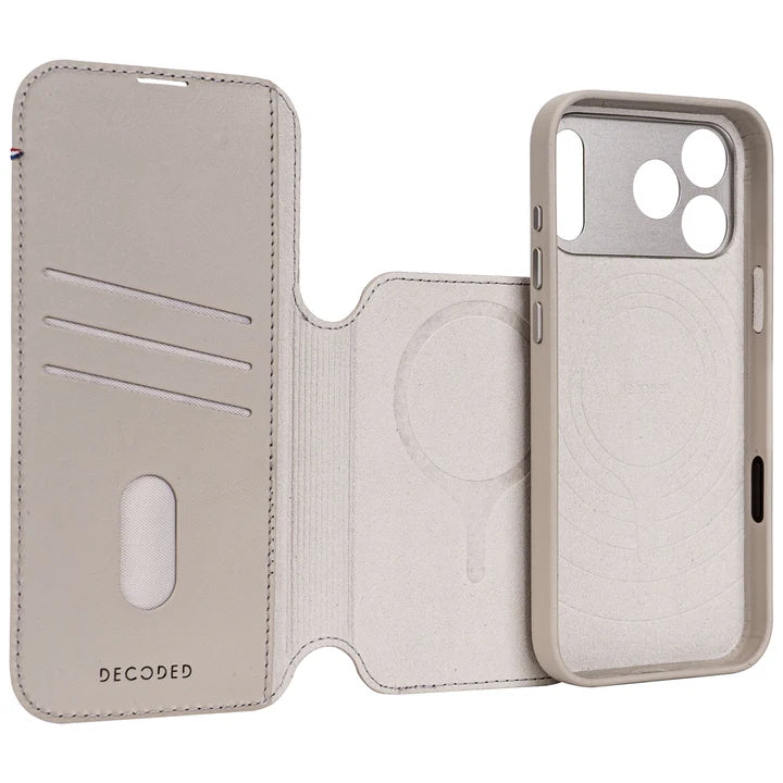 Decoded Leather Detachable Wallet Case iPhone 17 Pro