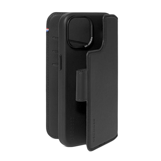 Decoded Leather Detachable Wallet Case iPhone 15