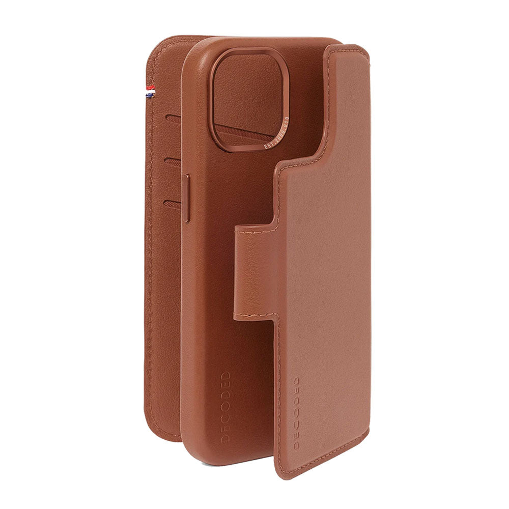Decoded Leather Detachable Wallet Case iPhone 15 Plus