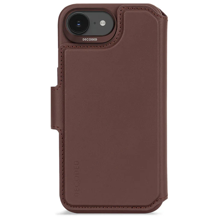 Decoded Leather Detachable Wallet Case iPhone 17e/16e