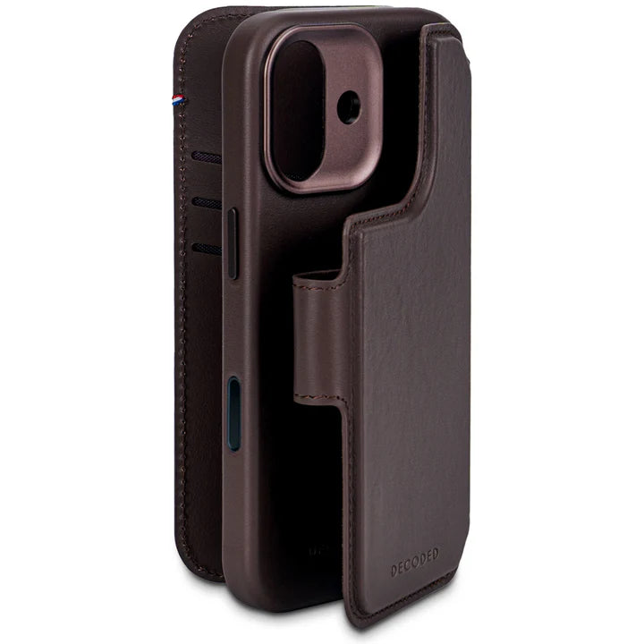 Decoded Leather Detachable Wallet Case iPhone 17
