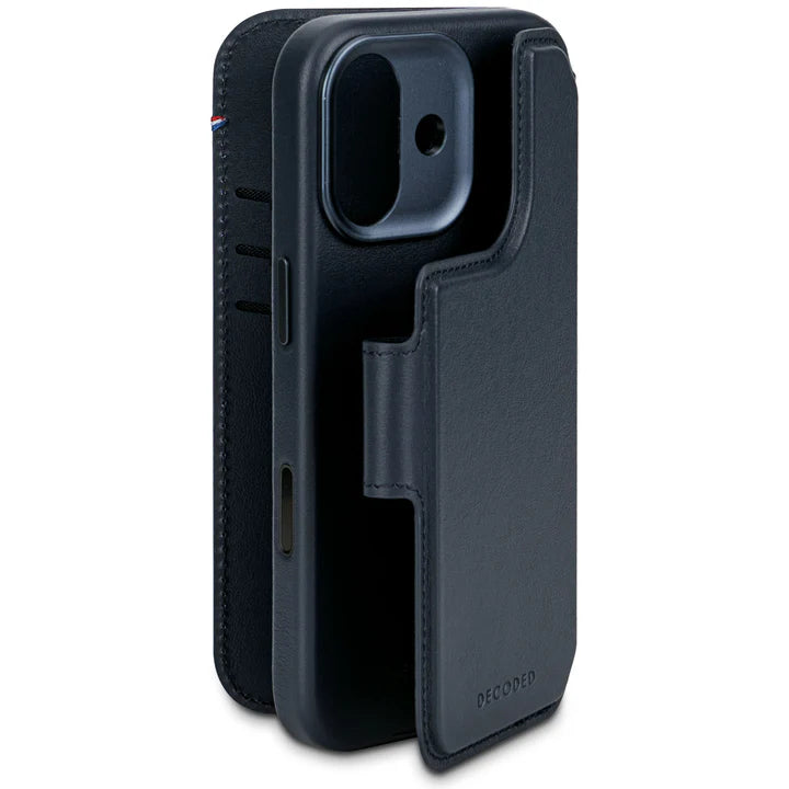 Decoded Leather Detachable Wallet Case iPhone 17