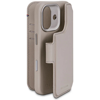 Decoded Leather Detachable Wallet Case iPhone 17