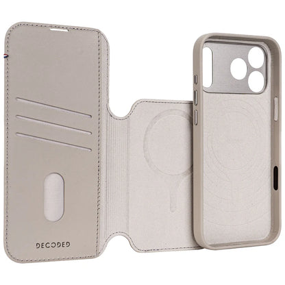 Decoded Leather Detachable Wallet Case iPhone 17 Pro