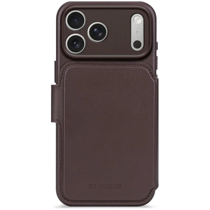 Decoded Leather Detachable Wallet Case iPhone 17 Pro Max