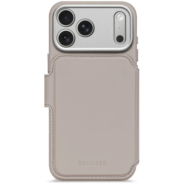 Decoded Leather Detachable Wallet Case iPhone 17 Pro Max