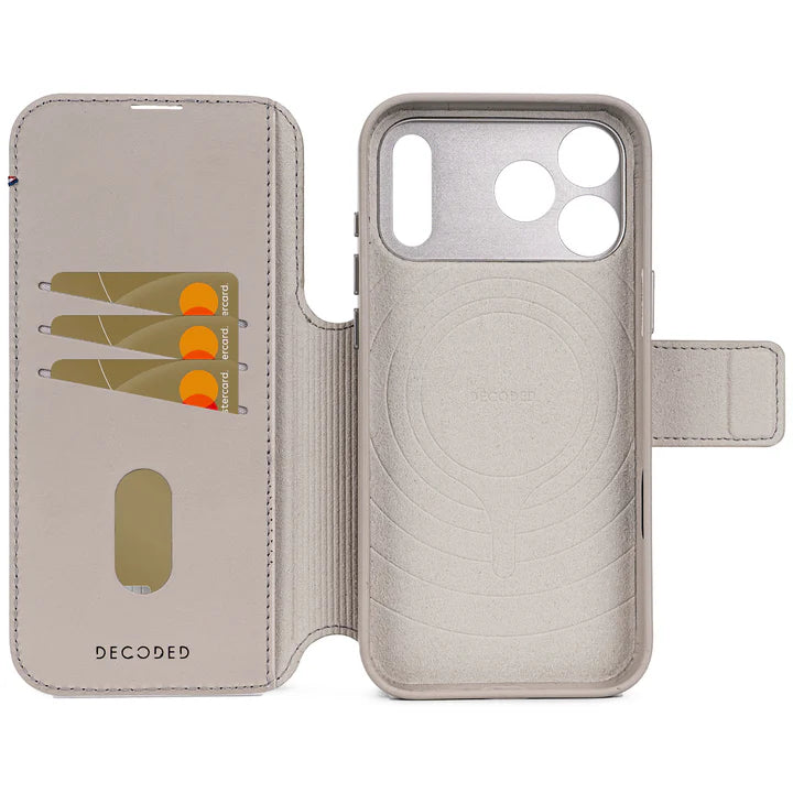 Decoded Leather Detachable Wallet Case iPhone 17 Pro Max