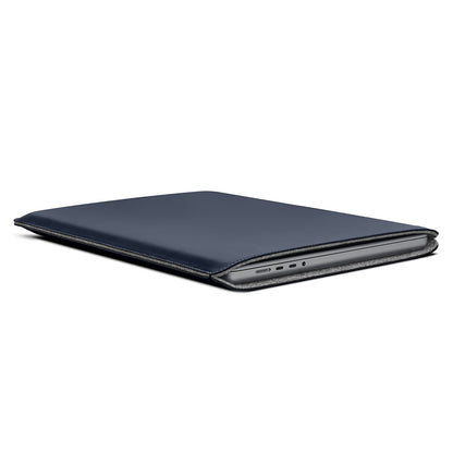 Woolnut Matte PU Sleeve für MacBook Pro 16"