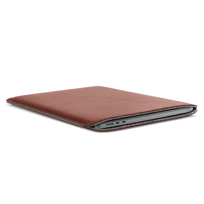 Woolnut Leather Sleeve für MacBook Air 15"
