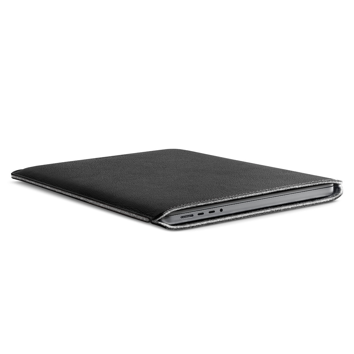 Woolnut Leather Sleeve für MacBook Pro 16"
